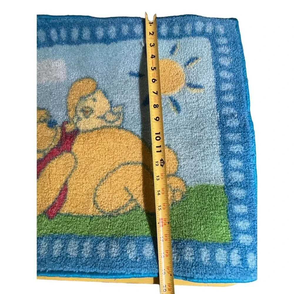 Vintage Winnie The Pooh Duck Sunshine Bee Rug 29”x 19” RARE